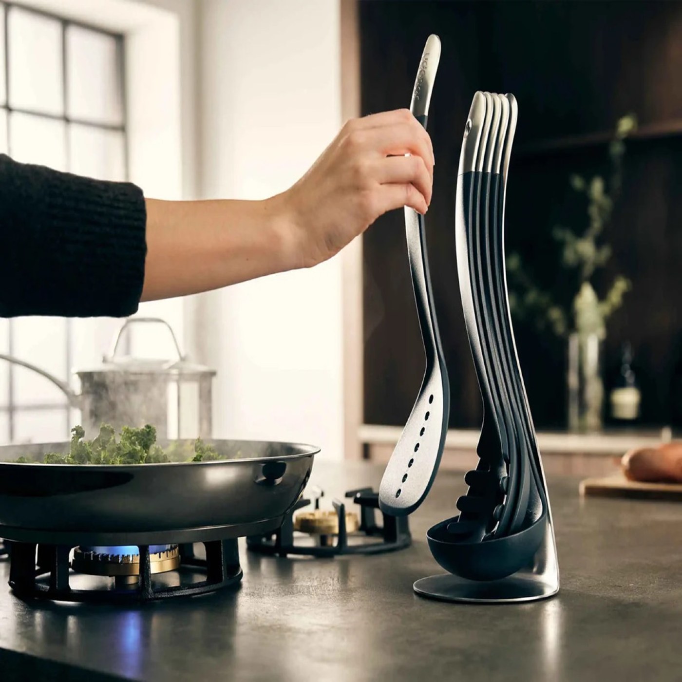 Nest 5 Compact Stacking Utensils